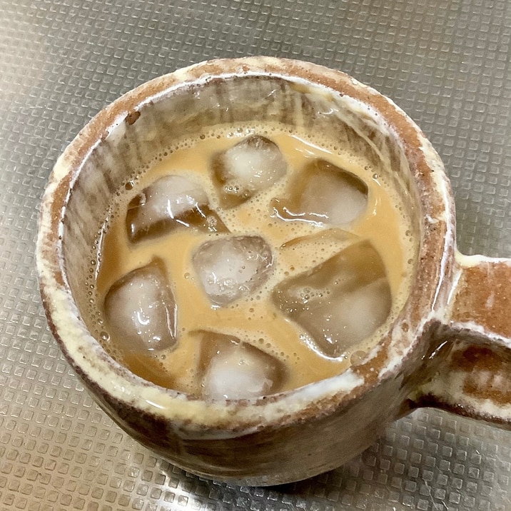 飲むヨーグルト入りアイスコーヒー